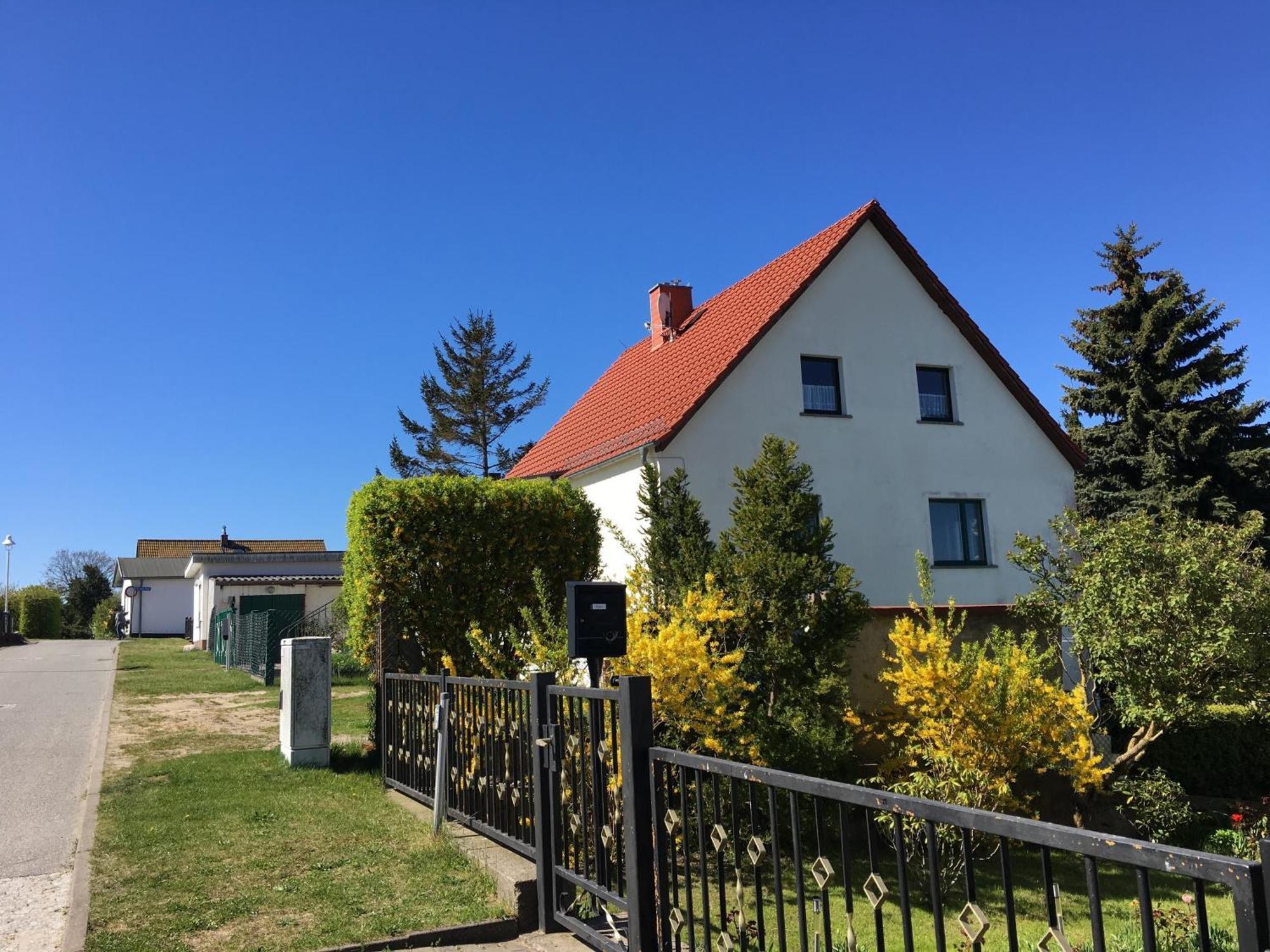 Ferienwohnung Chihuahua Thiessow Buitenkant foto